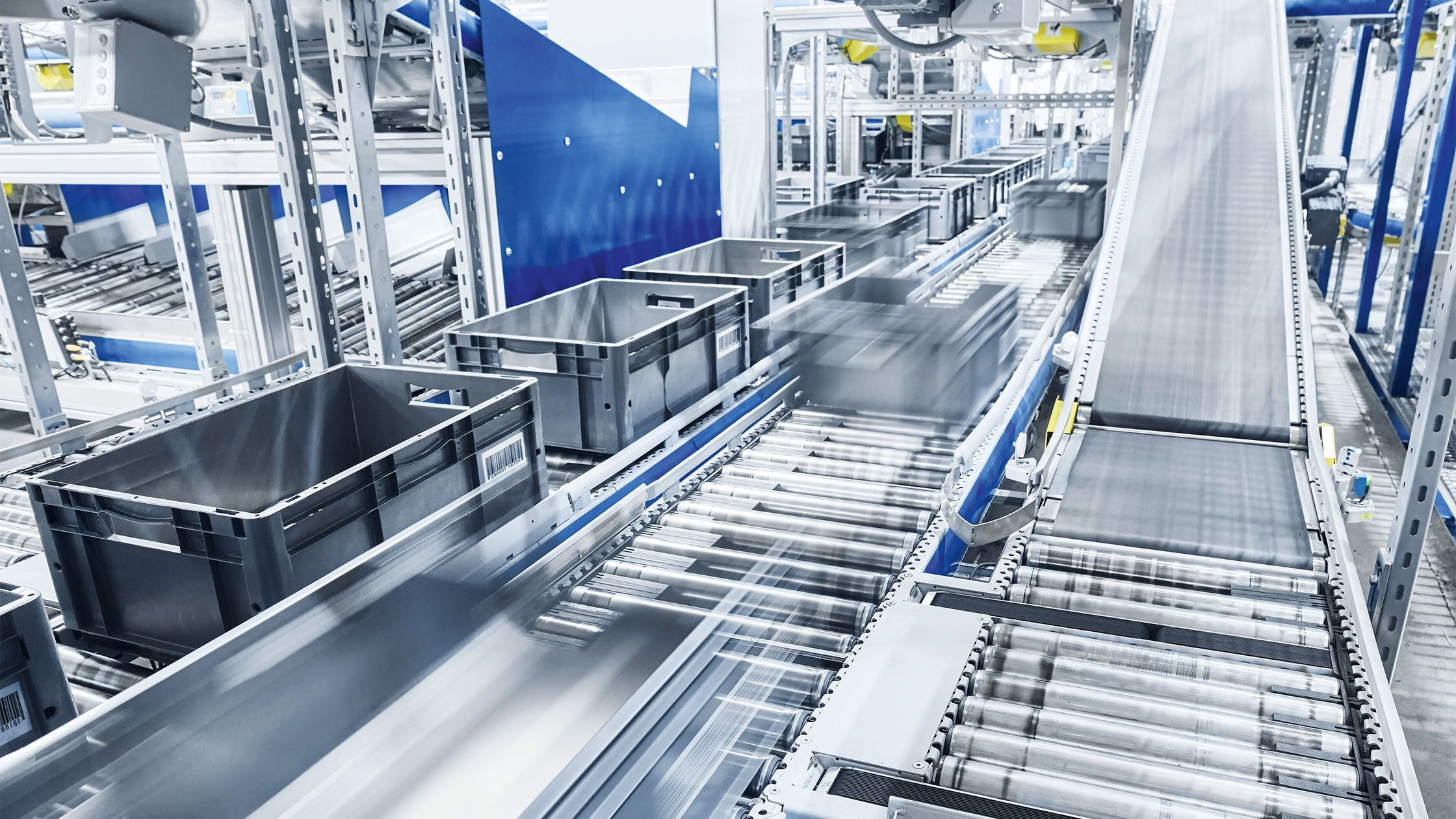 ifm launches O2I2 readers for tight spaces