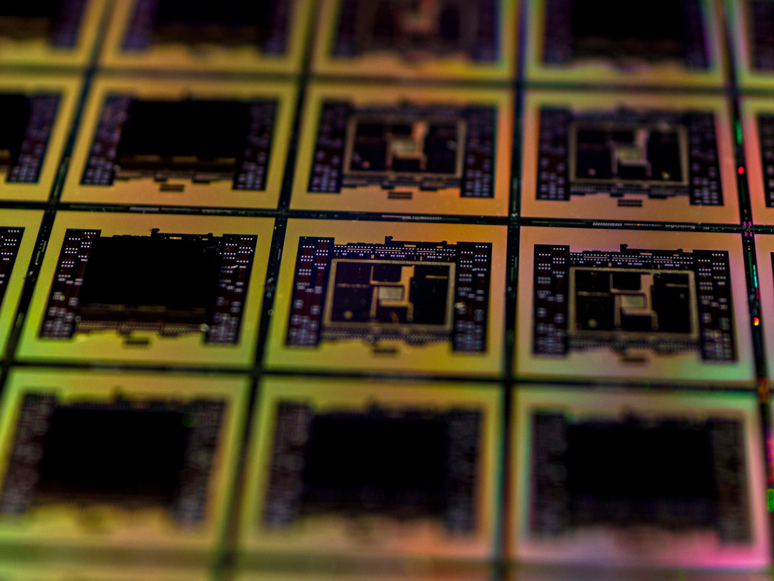 CoWoS-L becomes mainstream as AI packages grow CoWoS-L becomes mainstream as AI packages grow