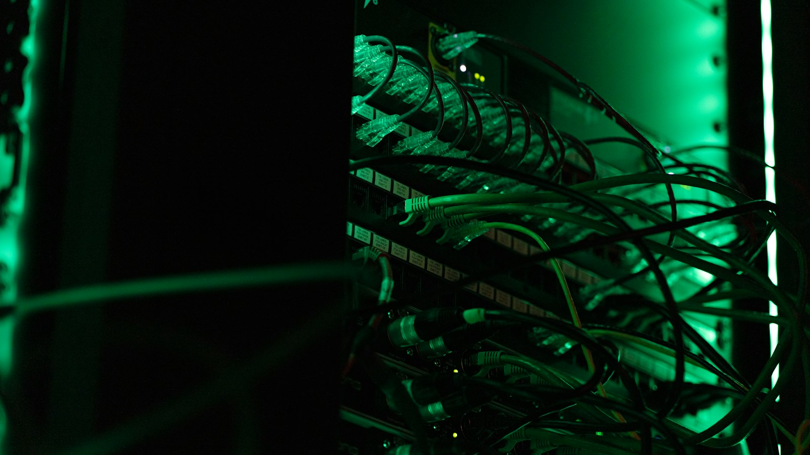 Alibaba scales Zhenwu V900 for AI clusters Alibaba scales Zhenwu V900 for AI clusters